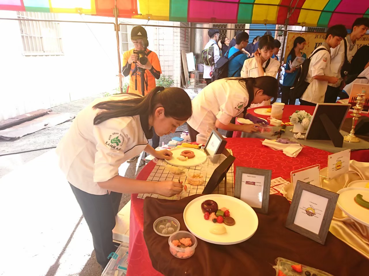 風筱郁於2019年參加高雄易牙美食節「第22屆全國美食文化大展」過程