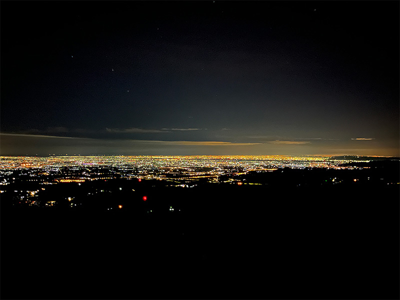 梅山28彎夜景