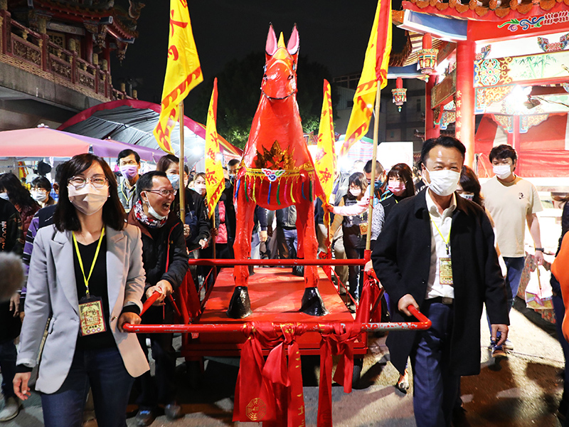 圓山宮藉由火馬祭凝聚鹿草人的向心力