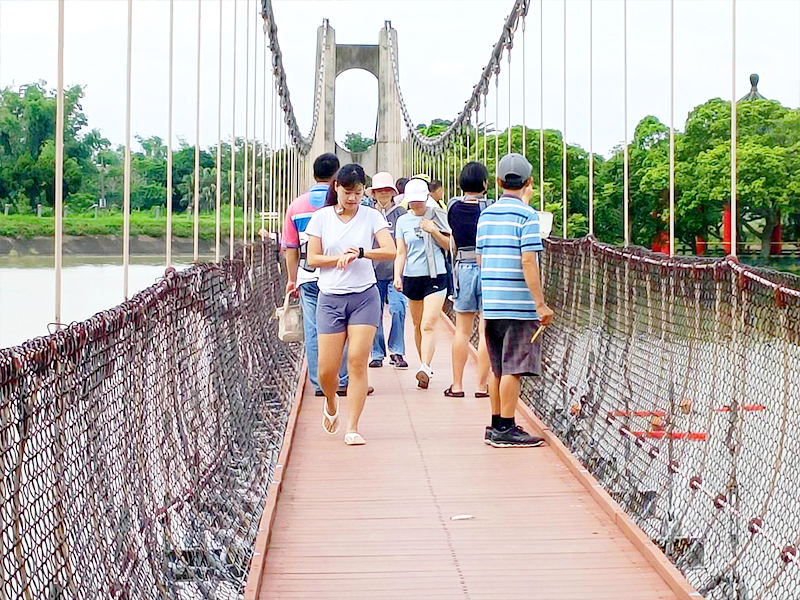 凡民國97年出生的青年朋友，822（二）七夕當天即可免費入園