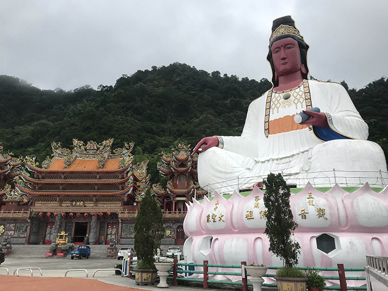 南化區的烏山有豐富的旅遊資源，有興趣民眾可趁著登山好時節前往烏山漫步踏青。