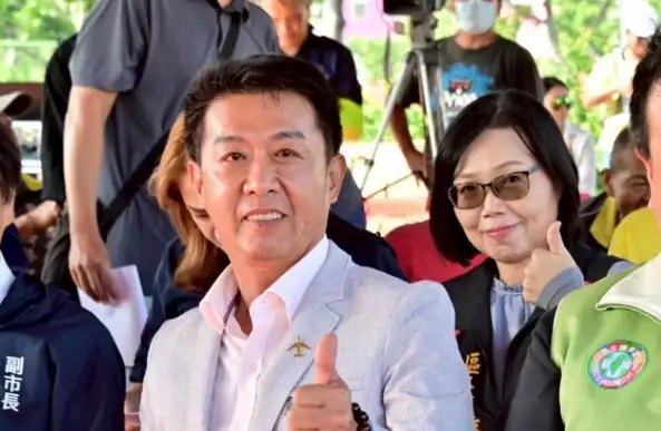 立委許智傑強調，高雄不只是追上世界，更要成為全球科技版圖的一部分。（記者吳文生攝）