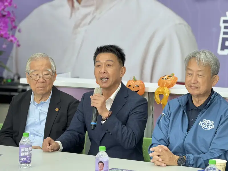 許智傑宣布角逐高雄市長　成立雄中智庫後援會主打「智慧高雄」