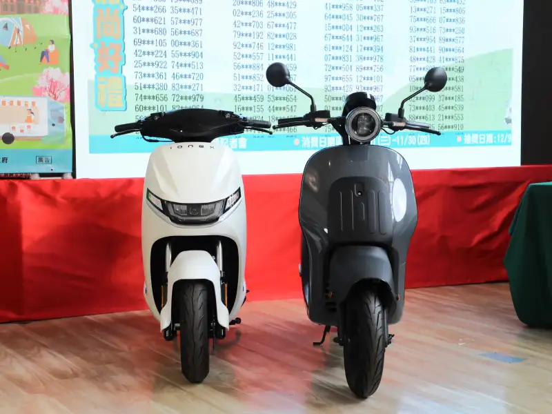 嘉義縣商圈聯合購物節消費破7.2億　直播抽出百萬露營車幸運得主