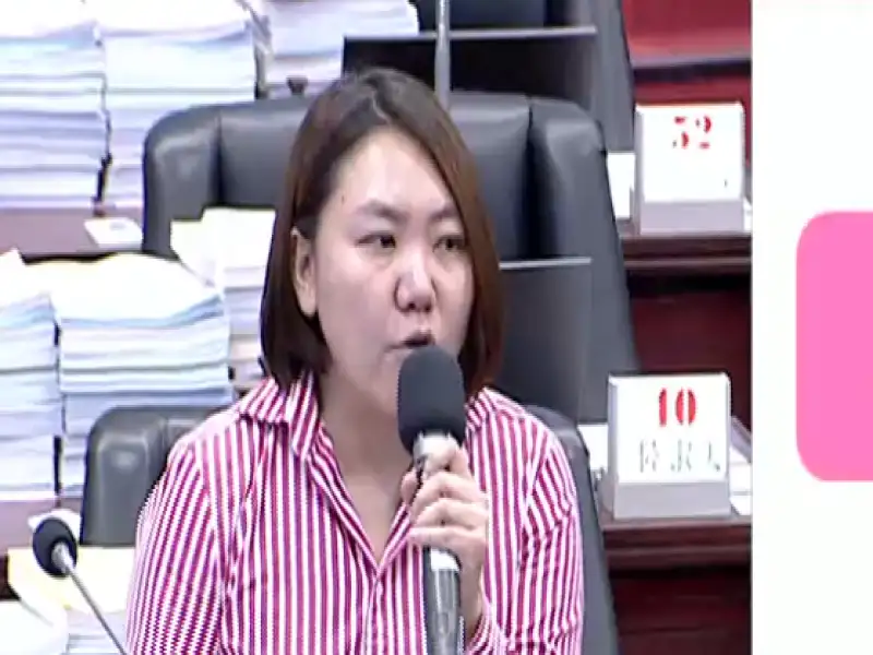 邱于軒批市府營建廢土政策失當　依法行政缺配套衝擊校園工程