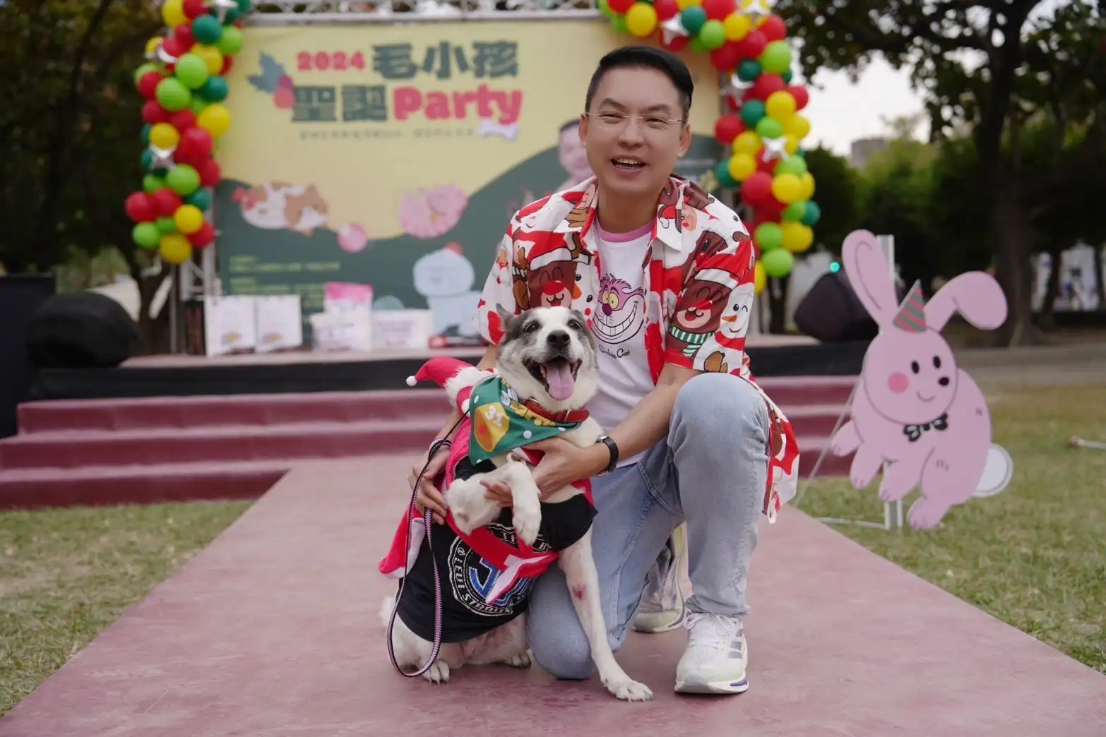 市議員黃文益連續第四年舉辦「毛小孩聖誕 Party」，邀請市民與毛小孩廿日下午兩點一起到高雄市文化中心西側草皮共度溫馨佳節。（黃文益提供）