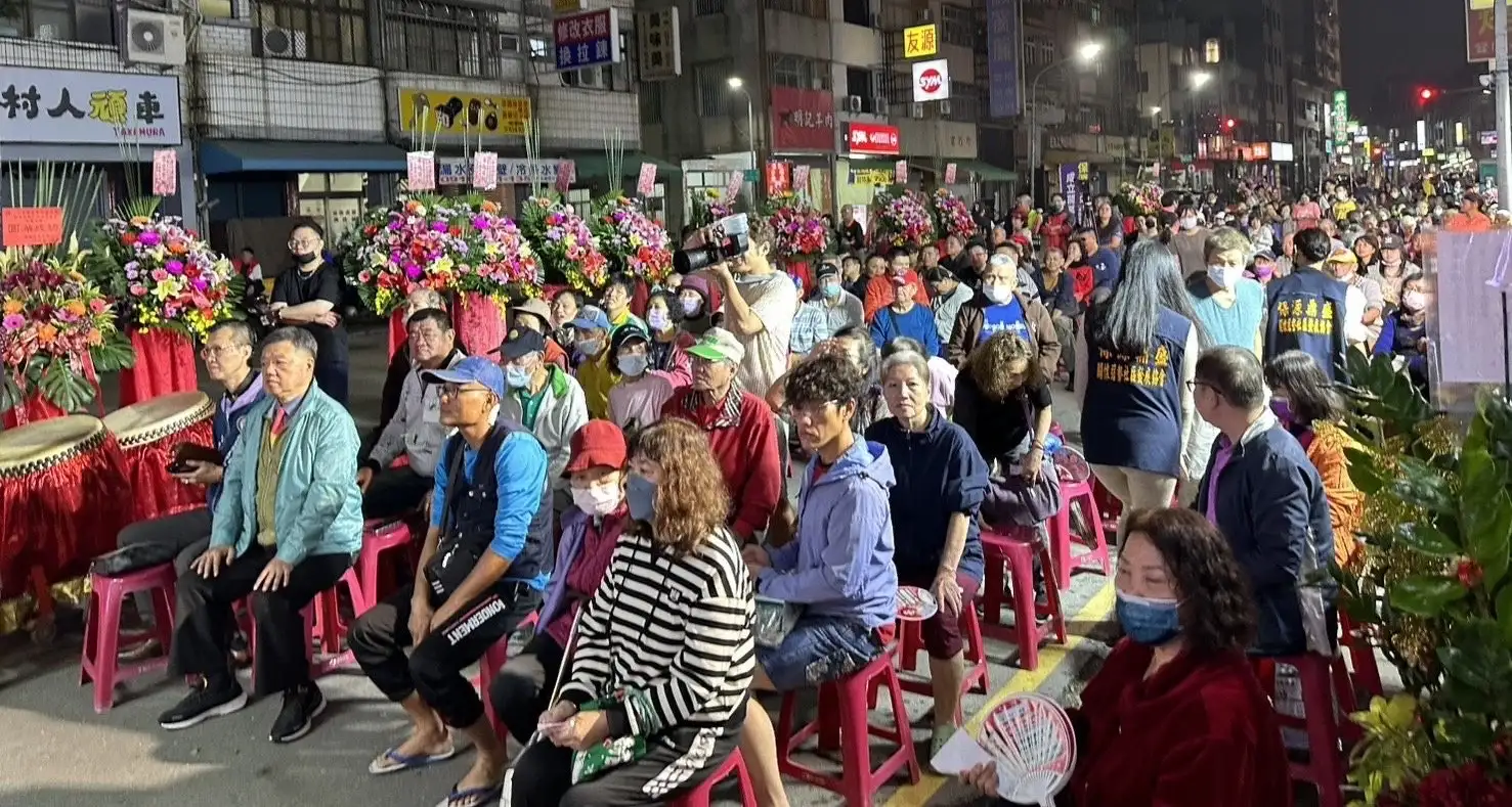 高雄市三民區保源鼎盛關懷弱勢社區發展協會，本月20日舉辦開幕茶會。（辜保源提供）