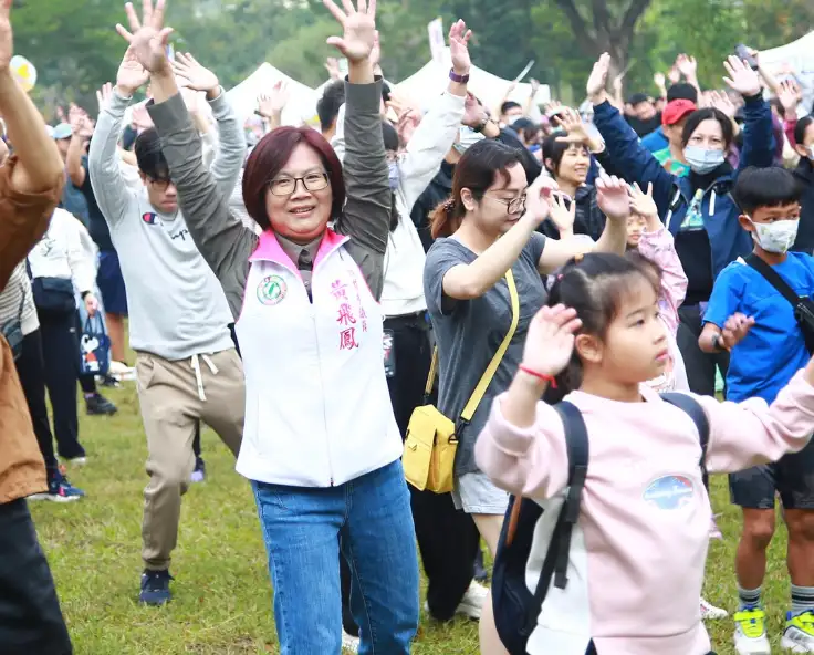 市議員黃飛鳳表示，大樹區健跑在舊鐵橋是今年最後一場大型活動，看見大家願意回到這塊土地，讓她相當感動。（黃飛鳳提供）