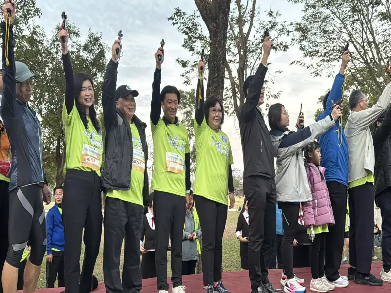 2026臺灣國際馬拉松臺南開跑　中華醫大666名師生校友齊跑吸睛