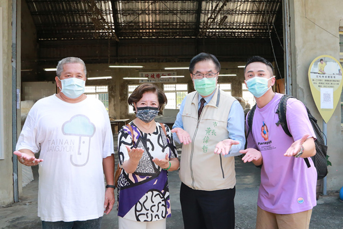 市長與「國民阿嬤」陳淑芳合作拍攝台南觀光宣傳影片