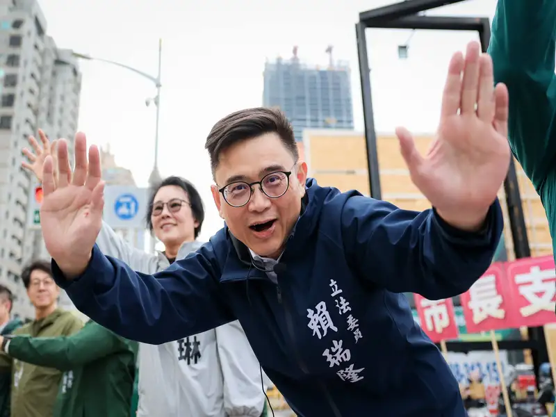 賴瑞隆代表綠營角逐市長  提三承諾謙卑承擔團結高雄