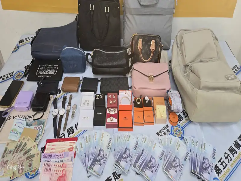 闖空門慣竊栽了　臺南警起獲80萬元精品贓物如專櫃