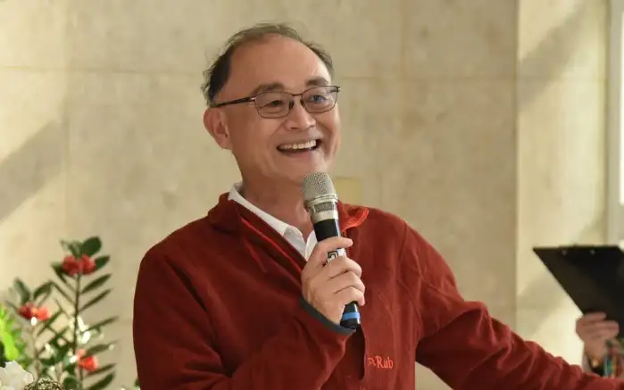 市議員黃柏霖建議環保局應與教育局、衛生局等相關機關合作，推動廚餘源頭減量。（記者吳文生攝）