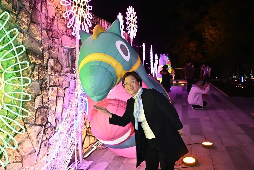 活動現場限量發送2,000個跳跳馬Rody IP紀念小提燈，邀請親子提燈漫遊燈場，從白天玩到夜晚。(圖/彰化縣政府 提供)