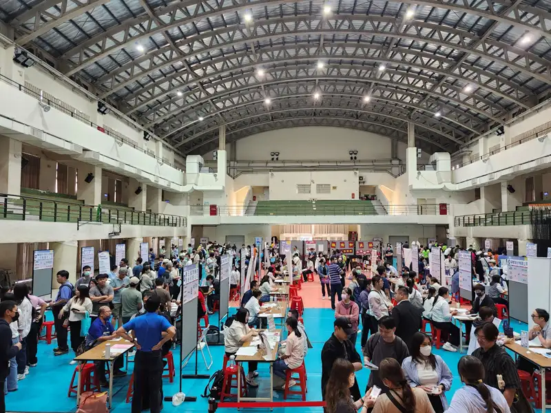 高雄114年失業率3.2%再創佳績全年、下半年雙雙六都最低