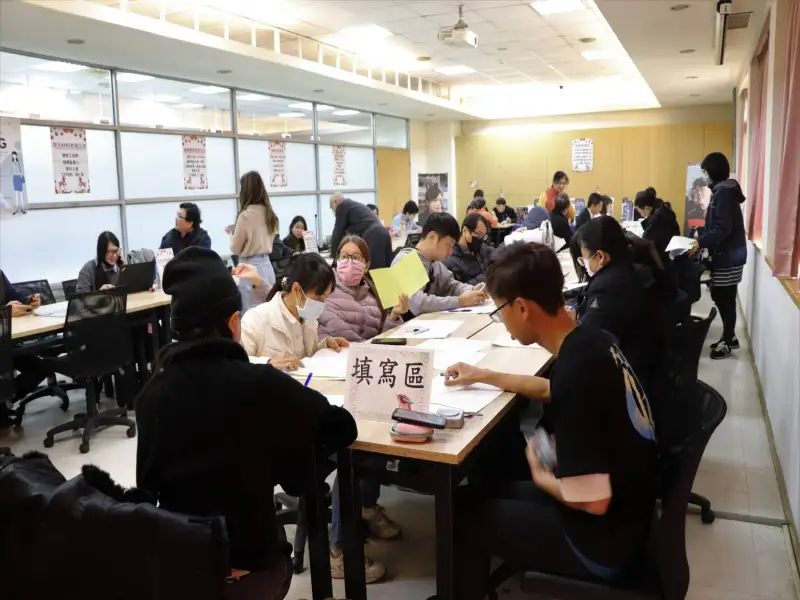 醒獅鑼鼓賀新春　台南徵才活動喜氣登場  提供「先僱後訓」暖心職場