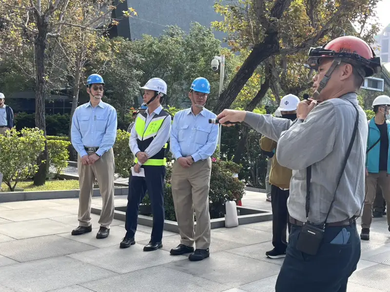 春安將至 勞工局攜手中鋼示範吊籠外牆清洗安全SOP