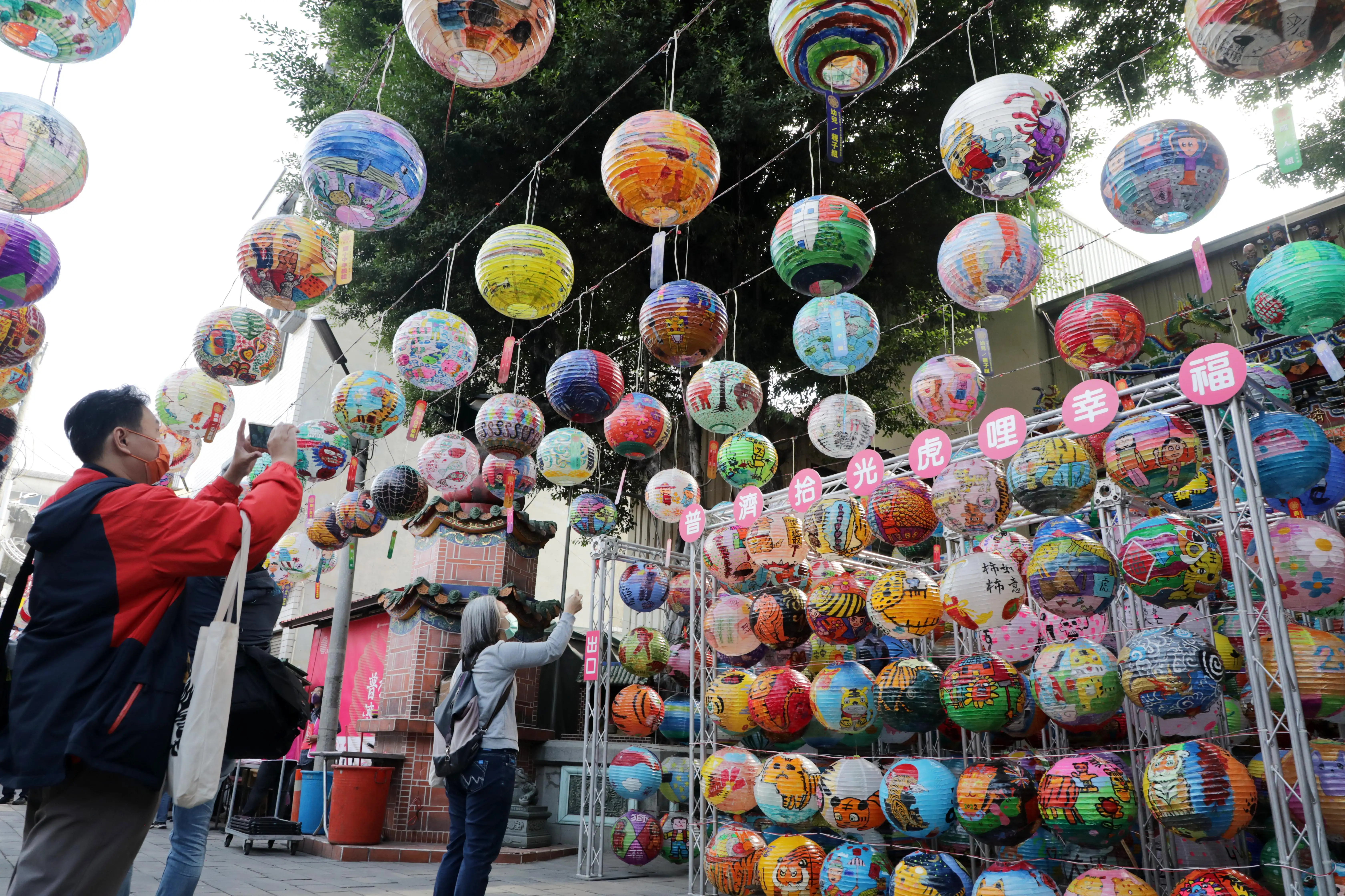 普濟燈會燈海將在夜晚營造浪漫夢幻的府城夜色 (圖/台南市觀旅局提供)