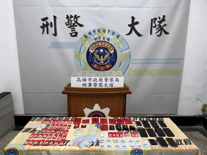 假借貨運名義販毒　高雄警查扣上百包毒品咖啡包逮7人送辦