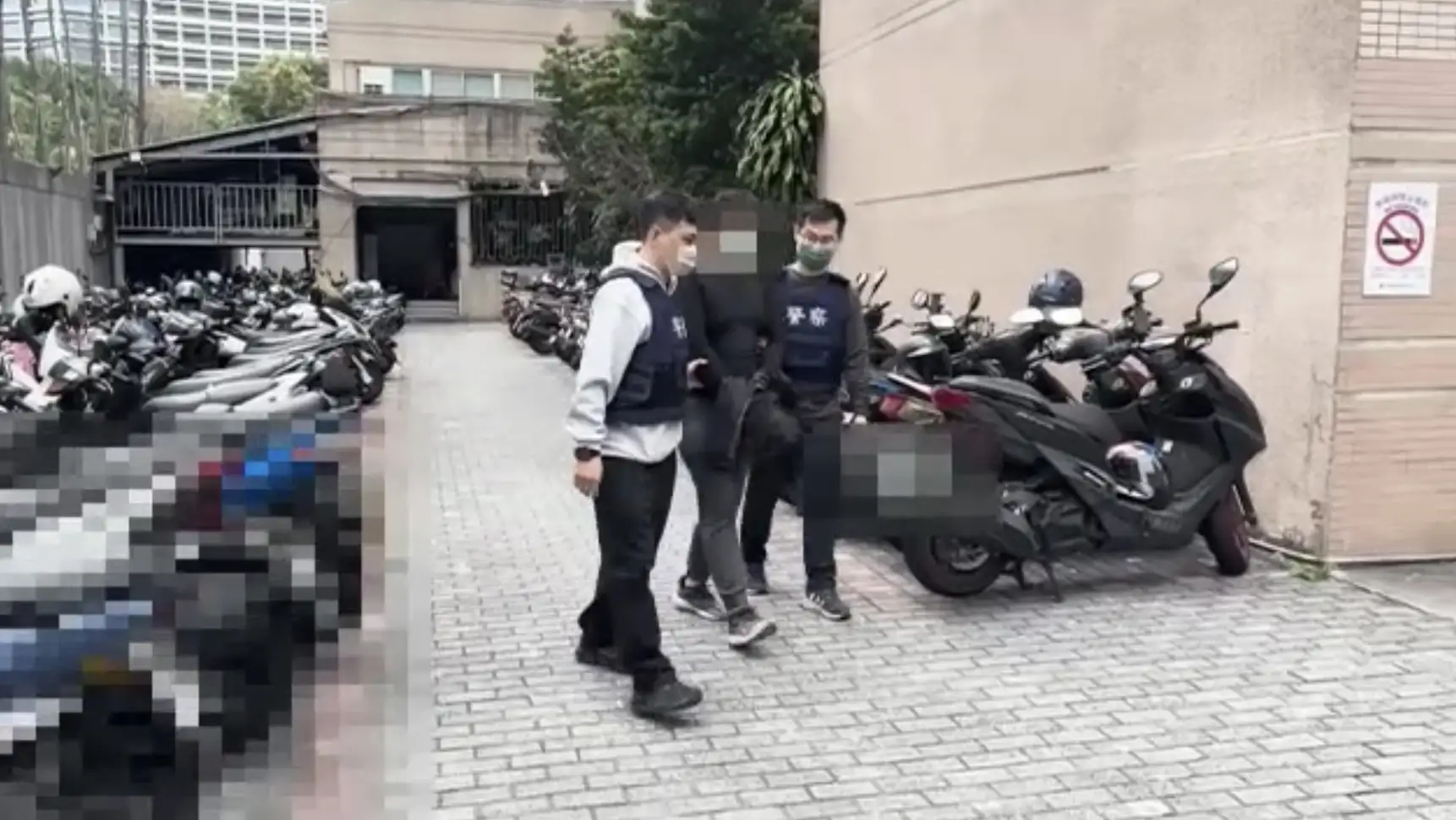 高雄市刑警大隊偵辦網路恐嚇公眾言論案件，將涉嫌陳姓男子拘提到案。(圖/高雄刑事警察大隊 提供)