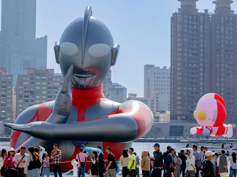 Q萌超人力霸王領航愛河灣　春節驚喜彩蛋吸睛登場