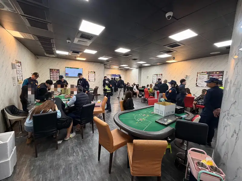掛桌遊名義掩護賭博 嘉縣警破獲地下賭場送辦20人
