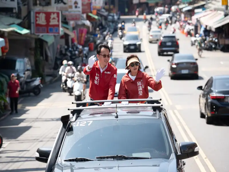 立委邱議瑩、郭昱晴接力力挺！懇託鳳山鄉親唯一支持優質議員林智鴻