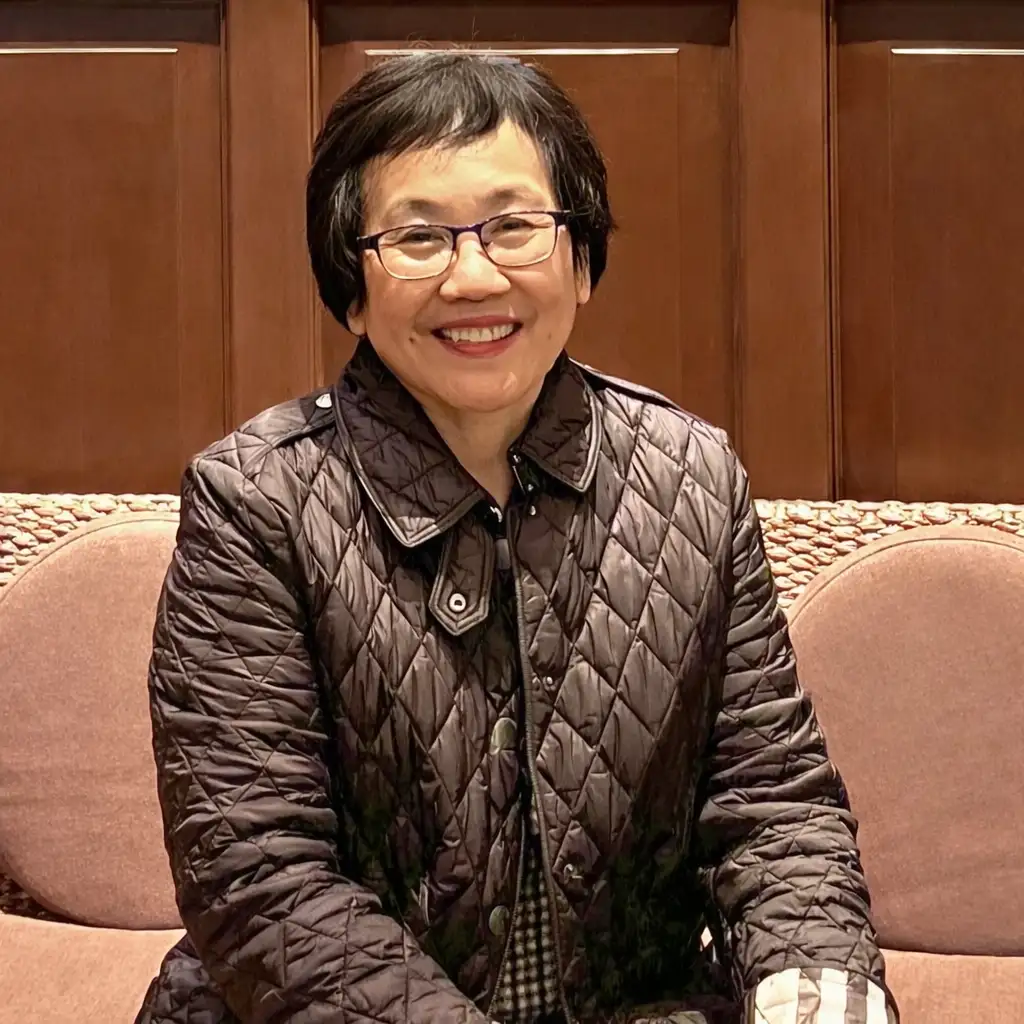 高雄市政府發布最新人事命令，由剛屆退的前主計處長李瓊慧出任財政局長。（圖/高雄市政府提供）