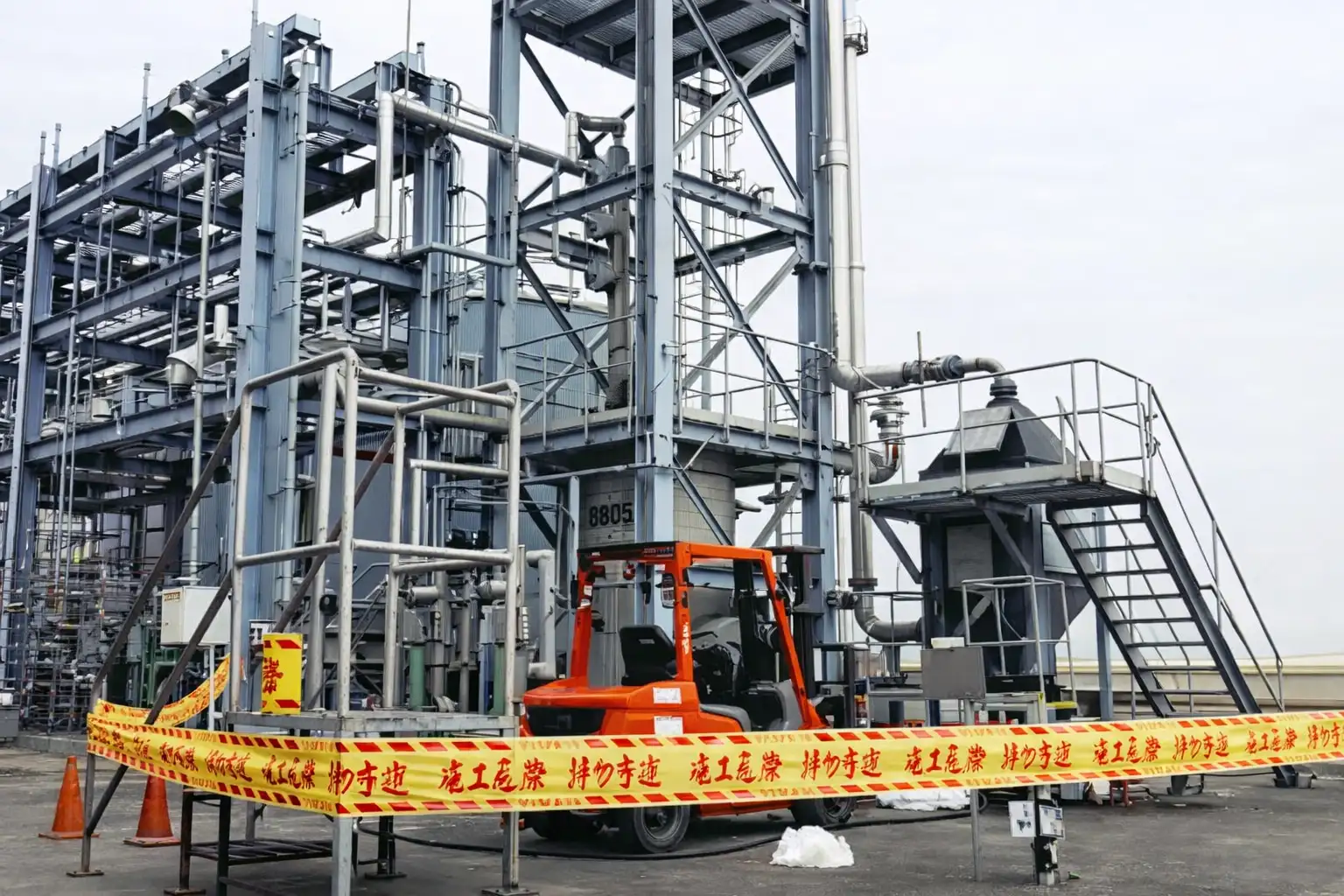 長春化工廠工安事故造成4名工人疑吸入硫化氫昏迷送醫，1人宣告不治。（記者吳文生翻攝）