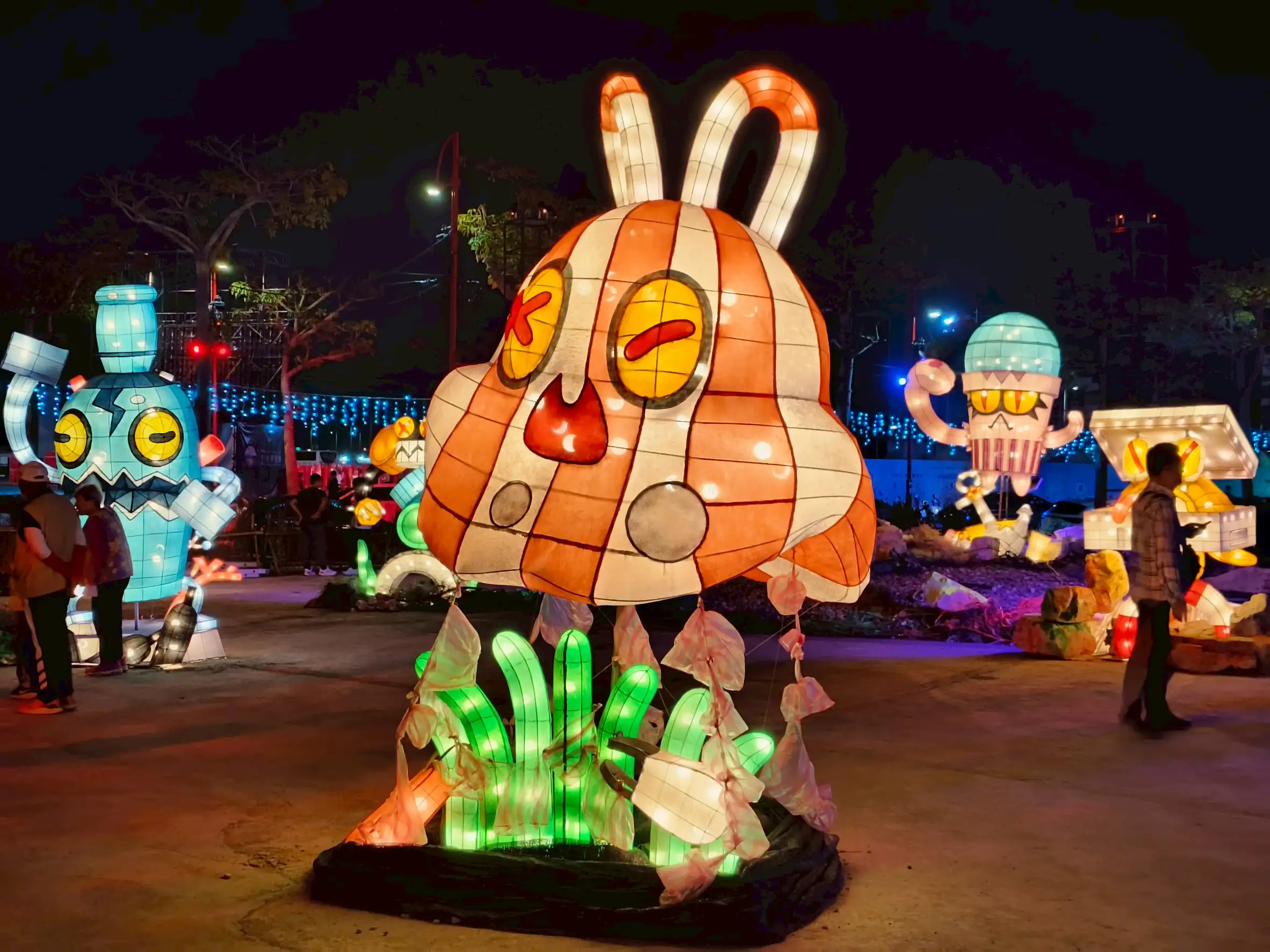 塑膠袋怪造型太過可愛