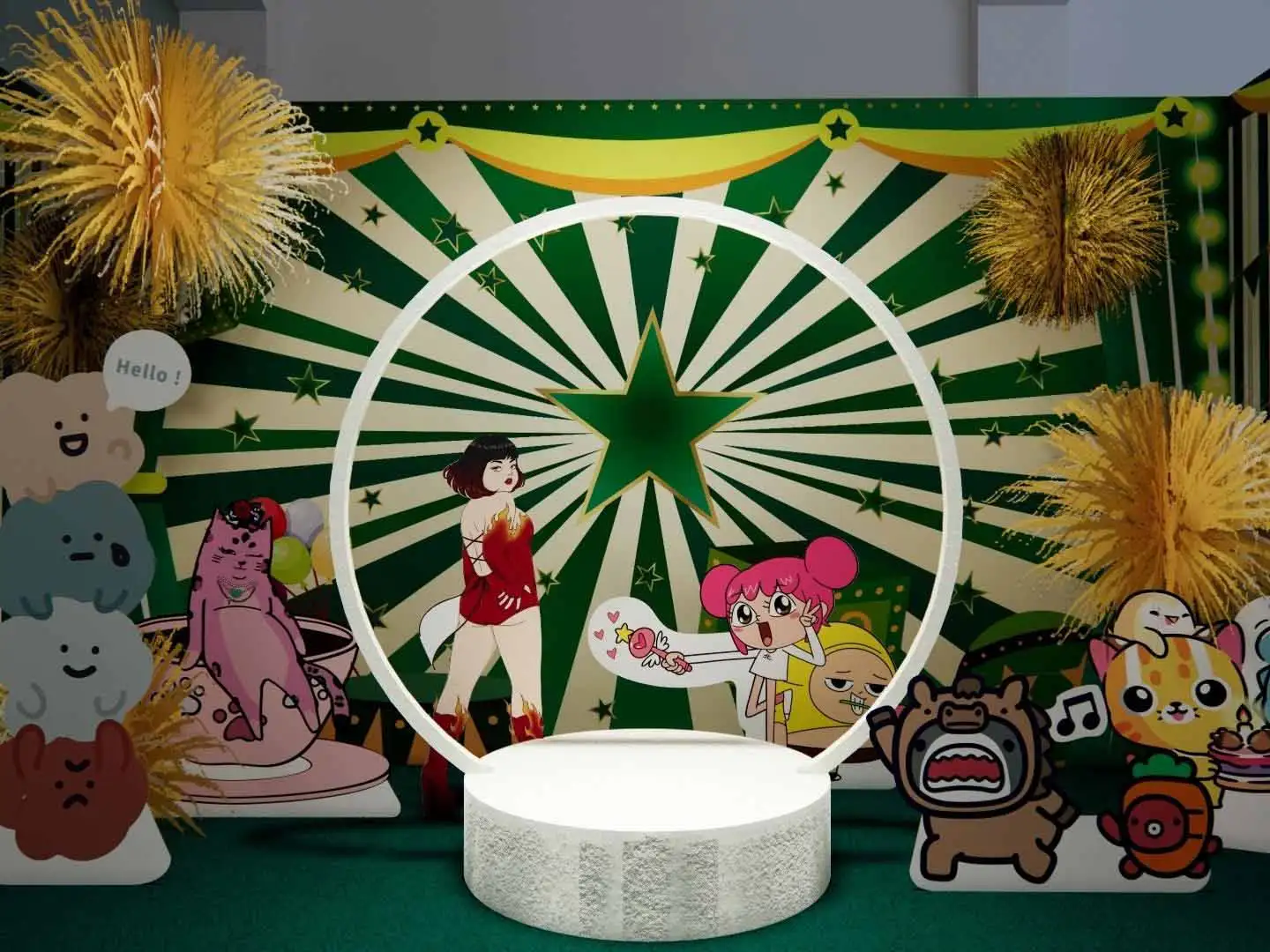 展場設計融合台灣原創角色與互動場景，透過大型裝置與繽紛背景，營造充滿趣味的角色舞台。（圖/屏東縣文化處提供）