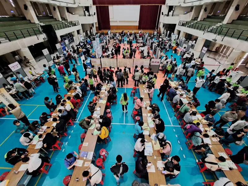 「薪動高雄 職得幸福」徵才登場 提供履歷健檢助攻就業