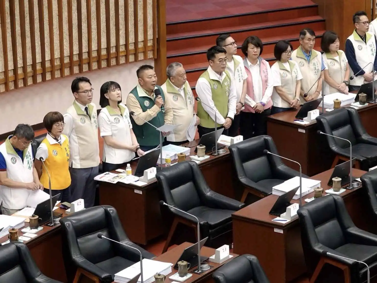 民進黨團主張務實推動能源政策，強調「非核家園」為逐步落實的政策目標。（圖/高雄市議會提供）