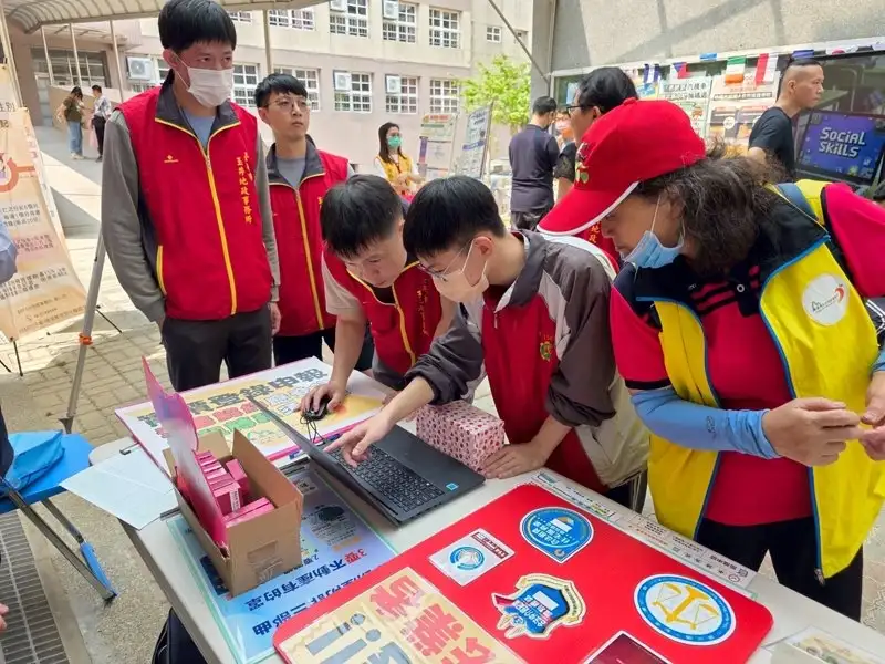 玉井地政走入校園 結合園遊會推廣測量知識寓教於樂