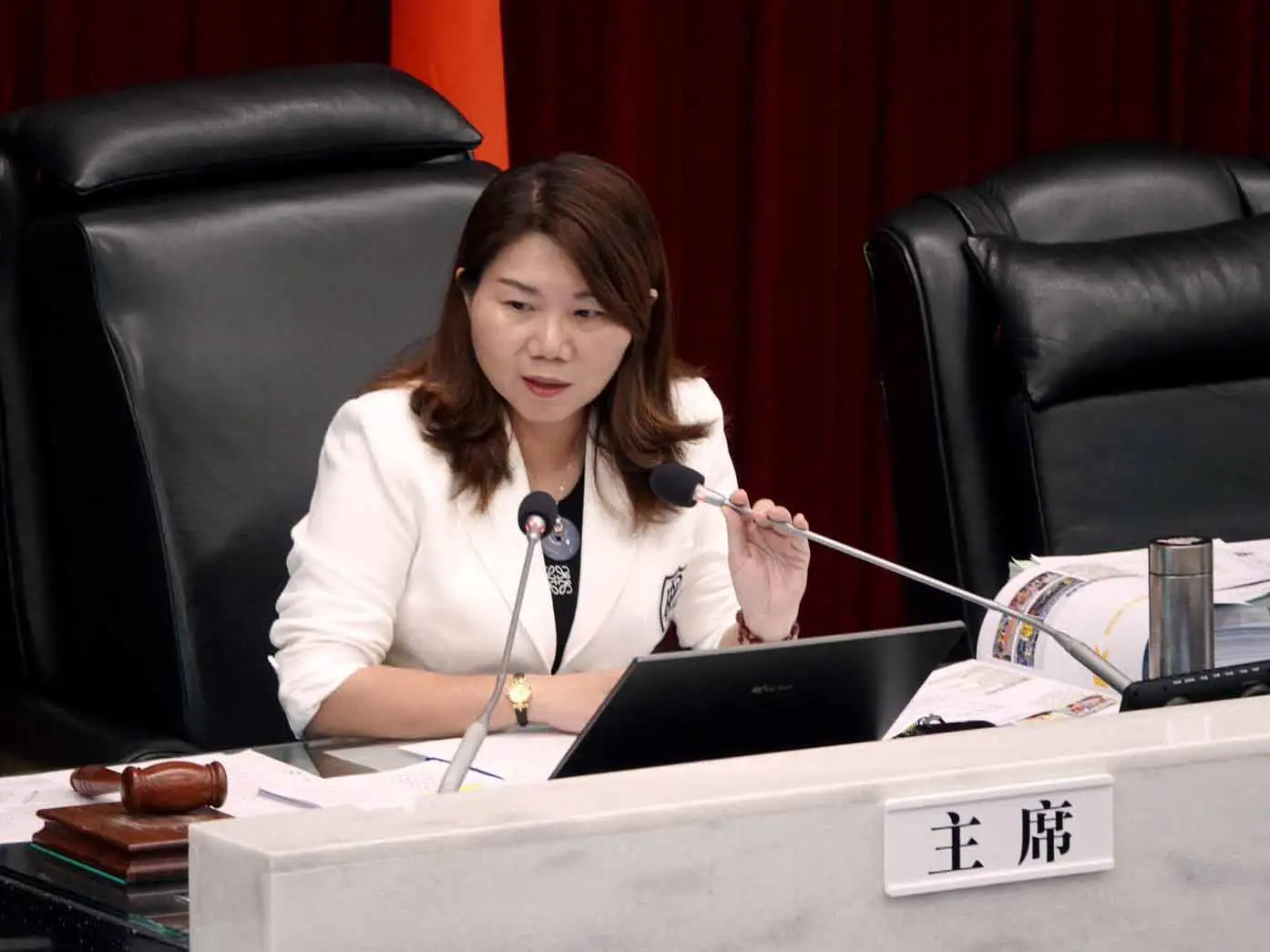 市議員李雅靜表示，若相關發言斷章取義、忽略專業程序，恐導致公共討論失焦，呼籲回歸理性與專業。（圖/記者吳文生攝）