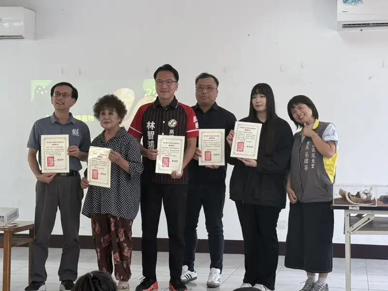 林智鴻舉辦鳳東寵物日　協助晶片登記與疫苗施打推動友善動物城市