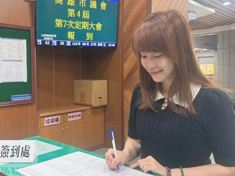 市議員許采蓁主張工安累犯應全面停工徹查，要求市府嚴格把關營造安全管理。（圖/記者吳文生攝）