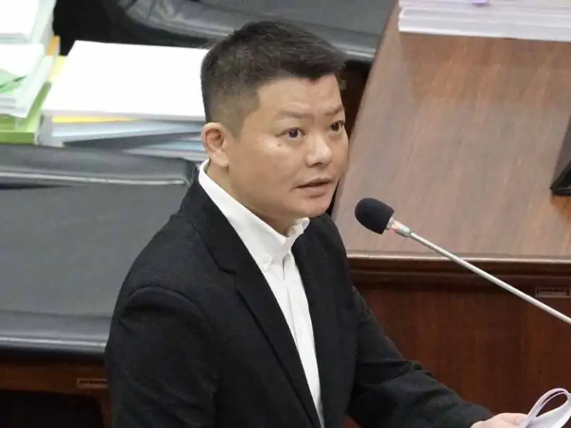 曾俊傑批凱旋青樹問題頻傳　籲建立社宅保固SOP