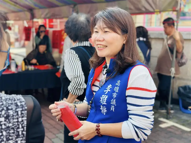 鳳山車站發展停滯　李雅靜提「類共構」拚人流活絡