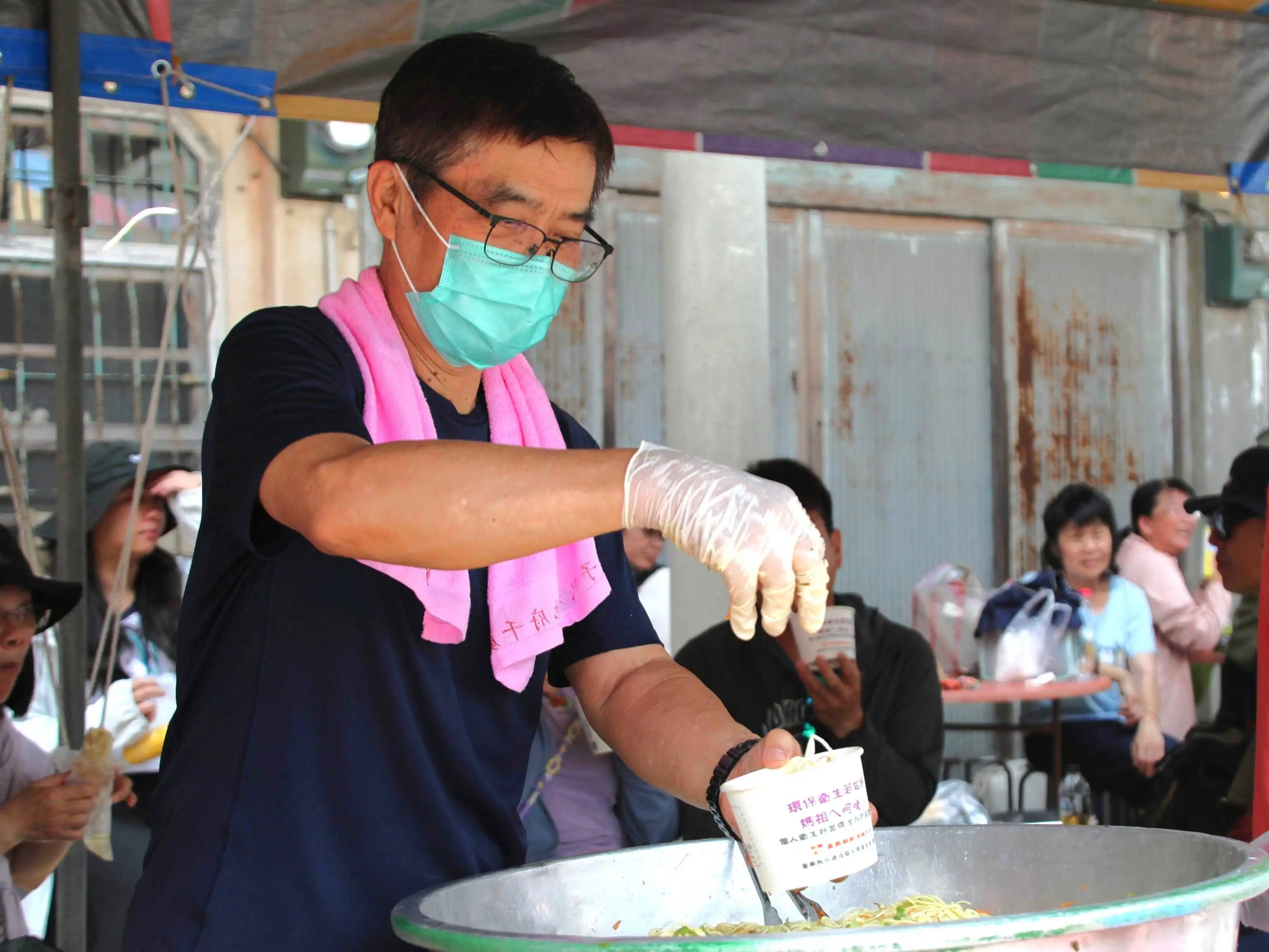 大甲媽祖遶境抵達嘉義新港舉行迎駕典禮，吸引大批信眾參與，展現宗教凝聚人心的力量。(圖/大甲鎮瀾宮提供)