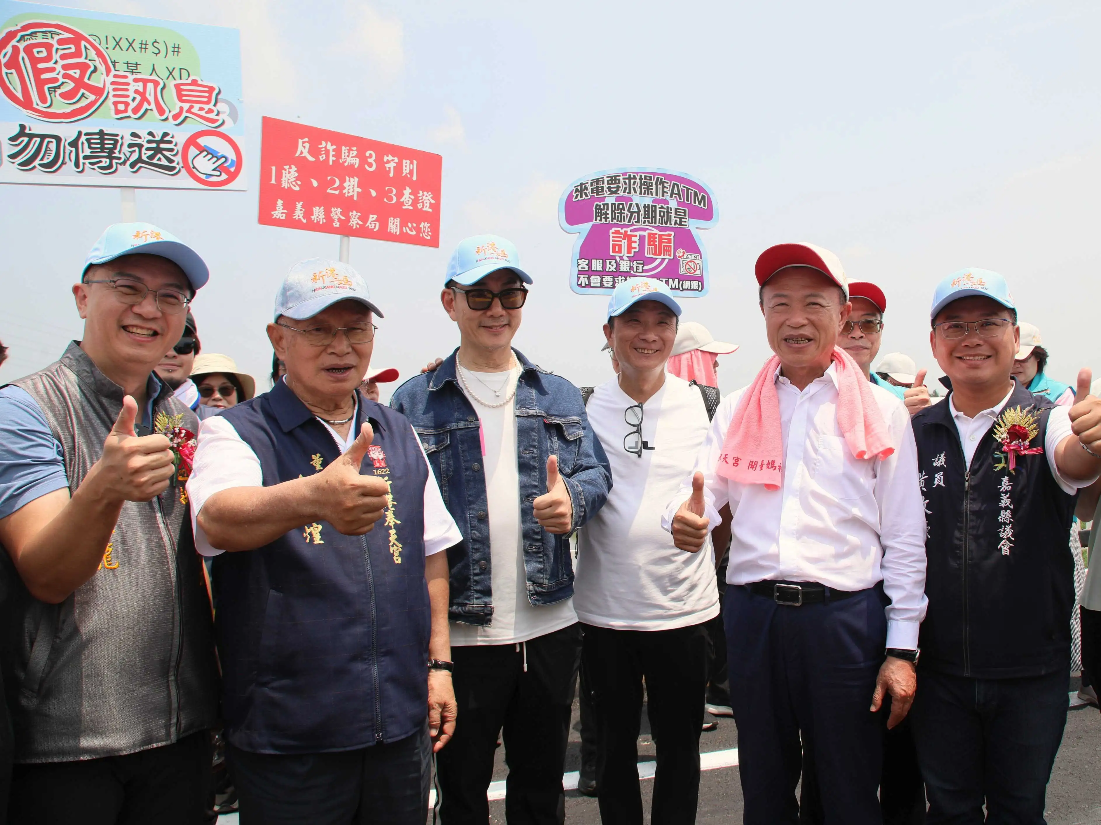大甲媽祖遶境抵達嘉義新港舉行迎駕典禮，吸引大批信眾參與，展現宗教凝聚人心的力量。(圖/大甲鎮瀾宮提供)