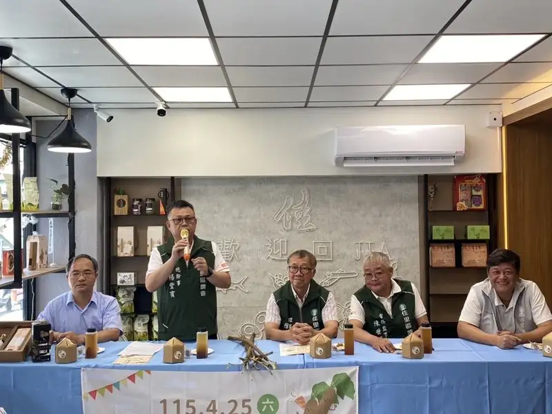 佳里區農會總幹事楊豐賓致詞。(圖/台南市政府農業局提供)