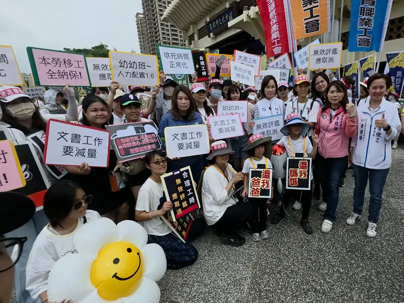 柯志恩走上街頭傾聽勞工心聲  批綠營漠視勞權允修法顧勞工