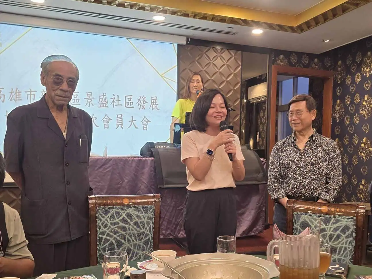 新興區景盛社區發展協會舉辦會員代表大會，地方民代及各界人士到場祝賀交流，展現社區高度凝聚力與地方活力。（圖/記者吳文生攝）