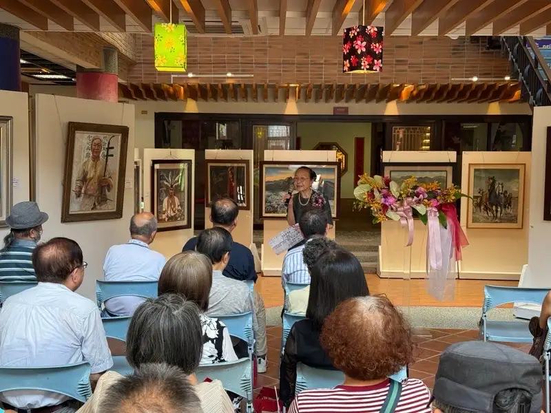 策展人賴清美老師致詞。(圖/臺南市政府客委會提供)
