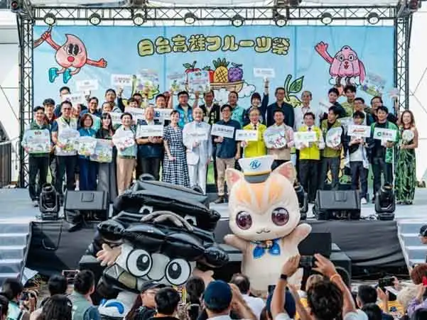 高雄市暑期推出「高雄夏祭，精彩一夏」系列活動，以5大主軸帶來美食、音樂、文化、親子及運動體驗，邀請民眾歡度精彩暑假。（圖/高雄市觀光局提供）