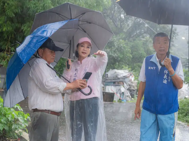 柯志恩勘災旗山美濃 籲建構智慧防汛系統提升治水韌性