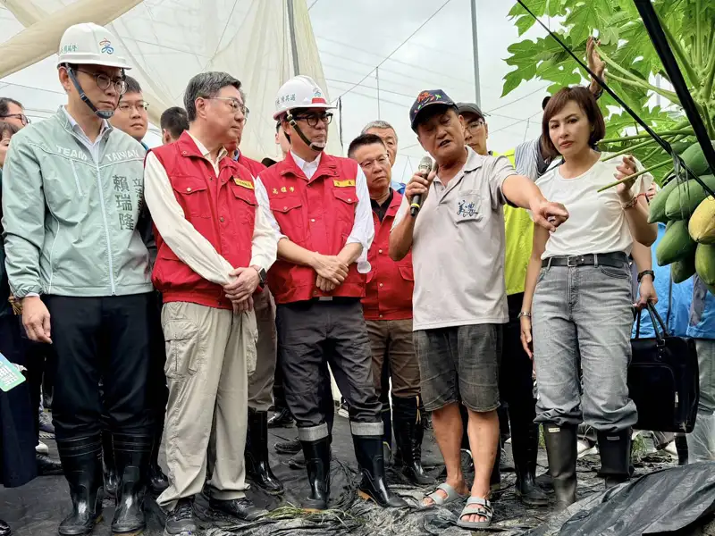 卓榮泰視察高雄治水與農損 陳其邁：中央地方攜手打造防洪韌性