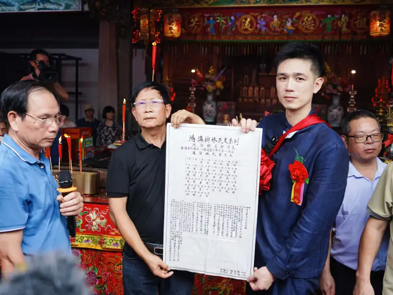 利晴天完成尋根心願　返廣東澄海祭祖認親圓祖父遺願