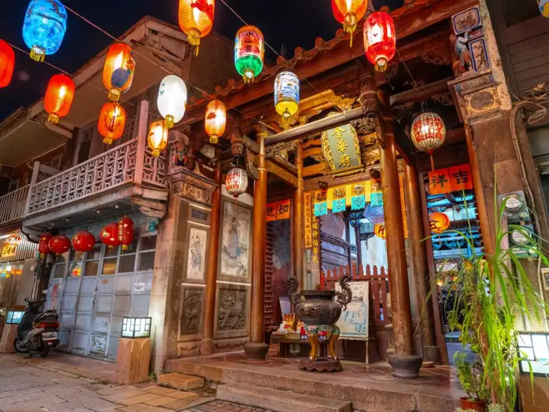 臺南越夜越美味　金華路宵夜美食串起府城夜生活